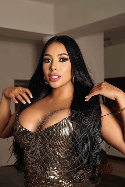 Alessia Valenti  VIAREGGIO 3289439496